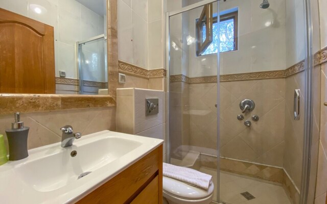 Levantin Inn 12 Room N12