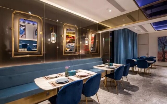 Manxin Beijing Guangqumen Hotel