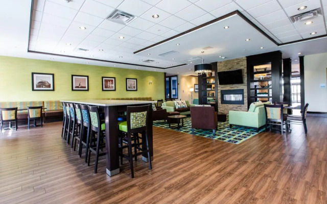 Holiday Inn Express & Suites Spruce Grove Stony Plain