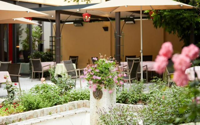 Parkhotel Graz - Traditional Luxury
