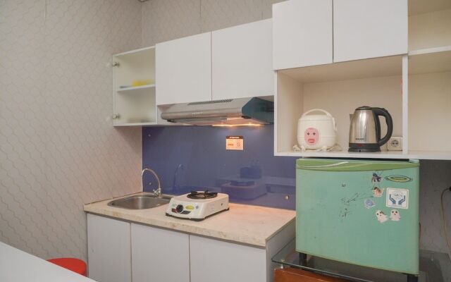 Cozy Studio At Nifarro Park Apartment