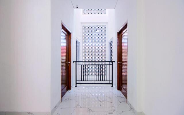 OYO 1319 88 Exclusive Residence