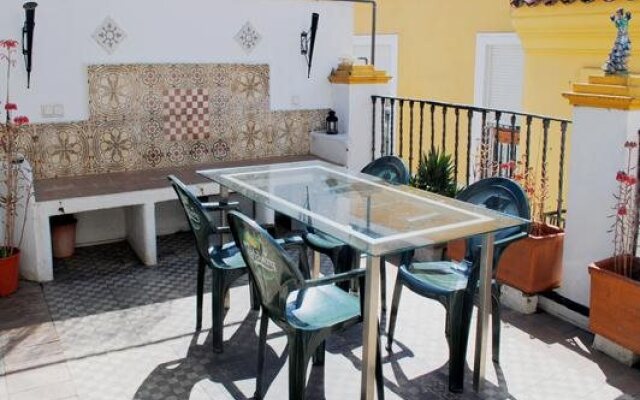 Traveler's Inn Seville