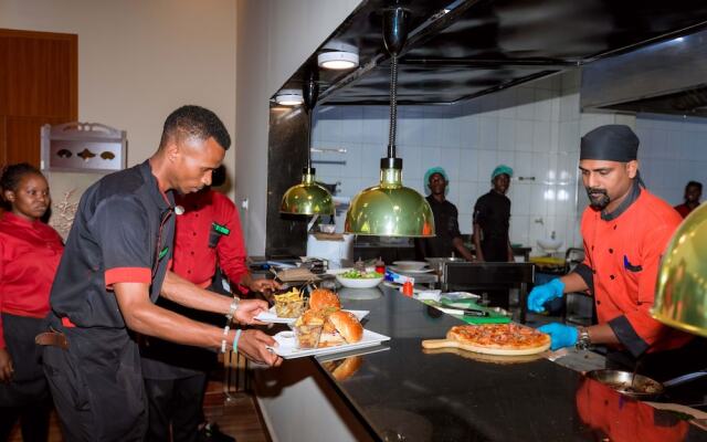 The Hut Restaurant & Boutique hotel