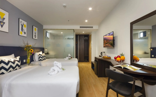 Crown Hotel Nha Trang