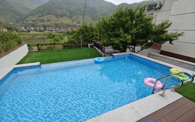 Yunshang Grassland·Yusong Mountain and Sichuan Private Tang meeting Family Holiday Meishu – Pool – Huzhou