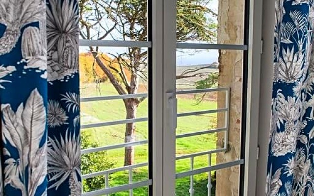 Chateau de Tauzies, The Originals Relais