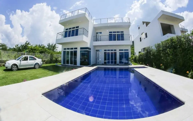 Beach Cabin Near Barranquilla