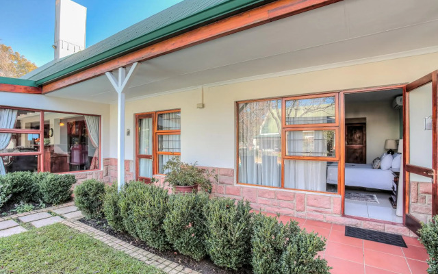 Sunninghill Guest Lodge