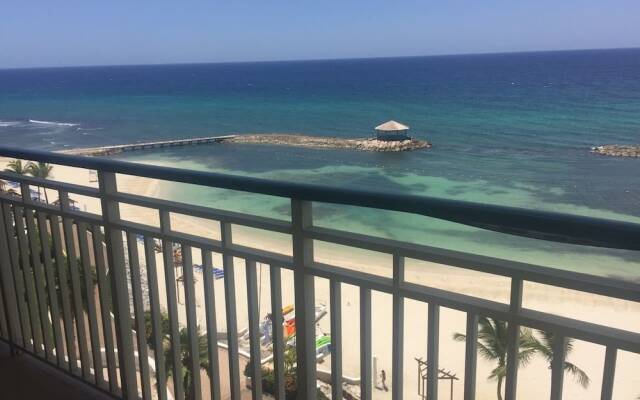 Palmyra Luxury Beach Condo