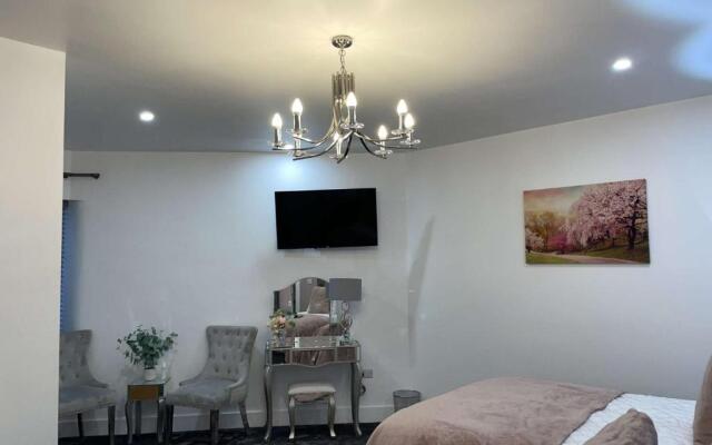 Atlantic Lodge, Main Street Ardara