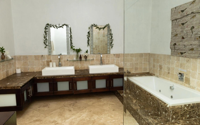 Staymore Cape Winelands Homestay