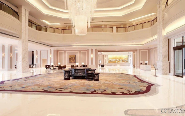 Grand Hotel Haikou (Managed by Accor)