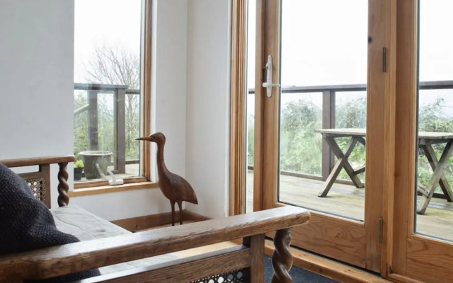 Triskele Detached Characteristic Home Sleeps 10