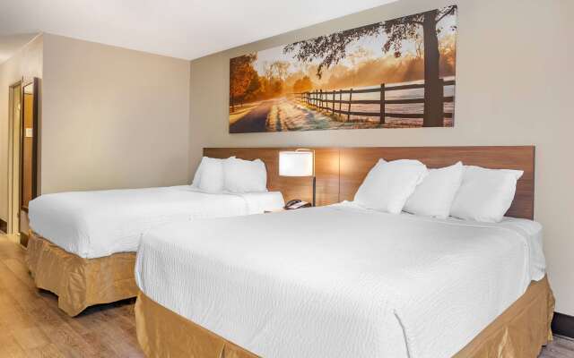 Days Inn & Suites by Wyndham Rocky Mount Golden East
