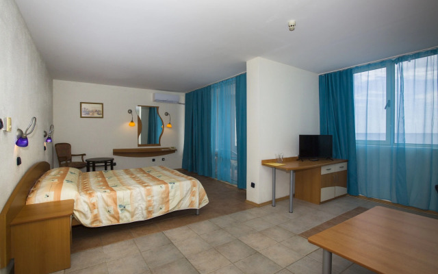 Royal Bay Hotel – All Inclusive