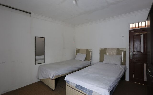 Hotel O Penginapan Mangkoe Barokah