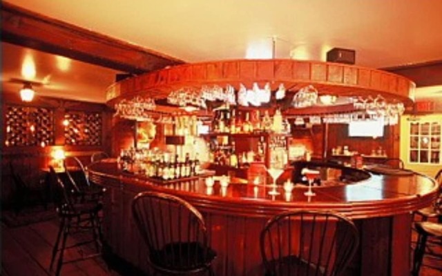 1896 House Country Inn - Barnside Inn