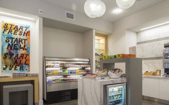 DoubleTree by Hilton Pittsburgh - Cranberry