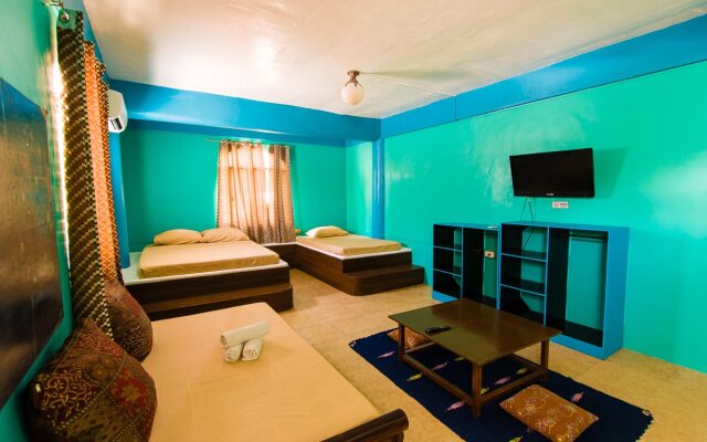 Jeepney Hostel and Kite Resort