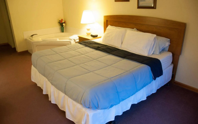 Brook Pointe Inn