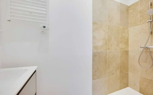 Modern House With AC -3br-6p- Asnieres-sur-seine