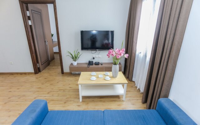 Ficus Suites Apartment