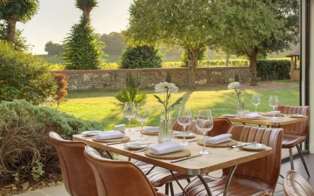 Denbies Farmhouse Accommodation