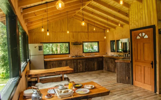 Cabañas Parque Michimahuida