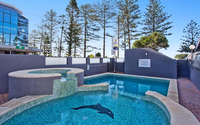 Aries Holiday Apartments