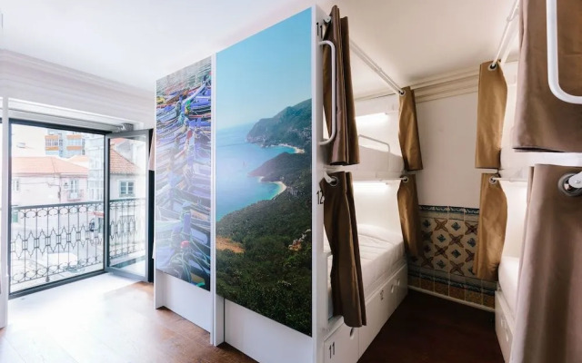 Lisbon South Hostel