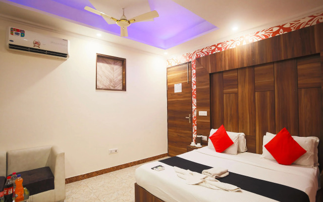 Airport Hotel Ambience Inn