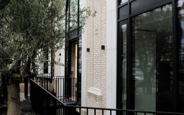 Bakery House by Nestor