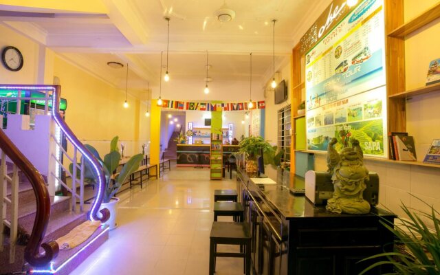 MrChe Backpackers