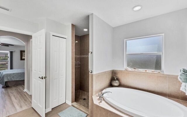 14400 Fort Myers Avenue