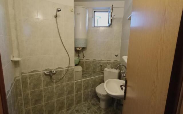 Nikolovi Home Apartments