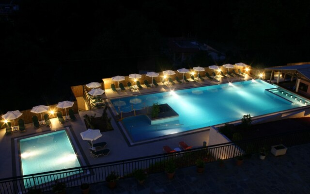 Marina Apartments