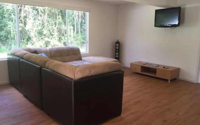 Blackwattle Farm B&B and Farm Stay