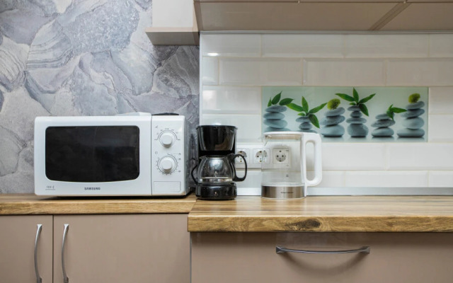 Поделам на Елизаветинской 4