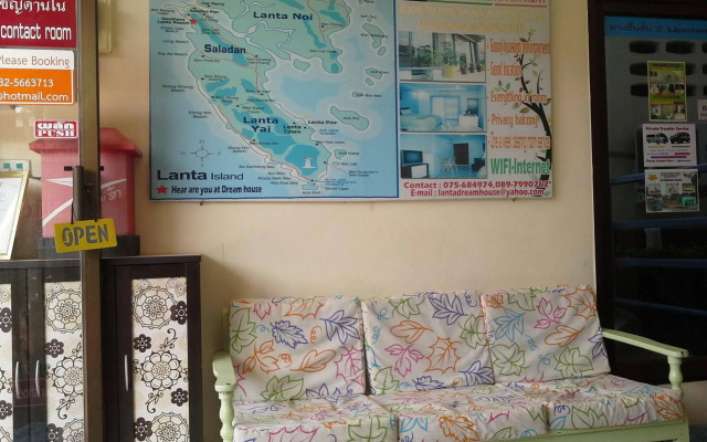 OYO 609 Lanta Dream House Apartment