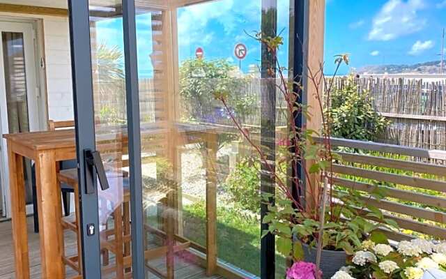 LA VILLA PLEIN VENT La cabine