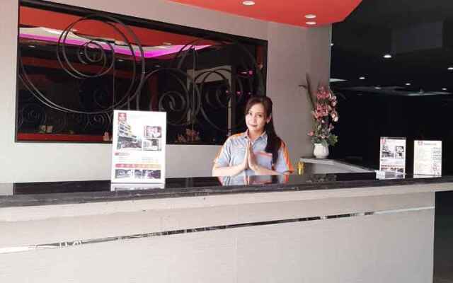 Hotel Surya Pantai Losari