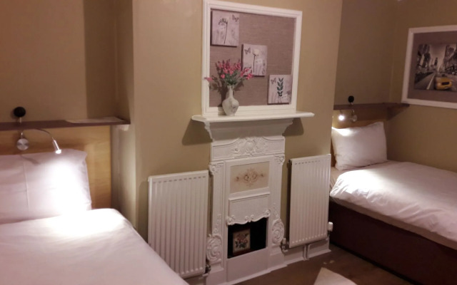 Glenfield Lodge Guest House