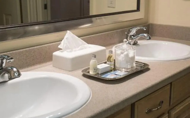 The Lodge at Kingsbury Crossing