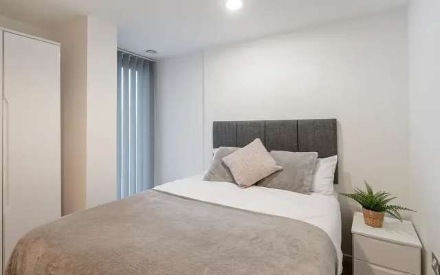 Beautiful Private 2BR Apartment in Prime Location