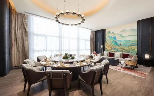 Crowne Plaza Jingmen