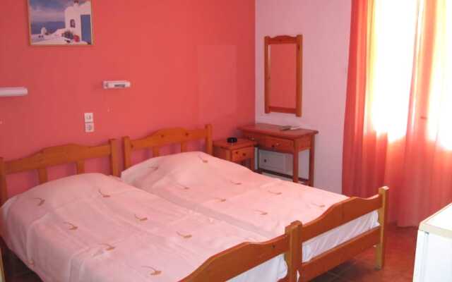 Kavos Hotel
