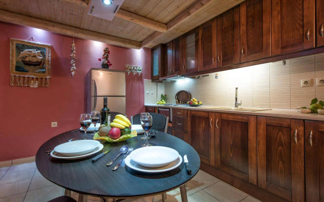 Dante's Maisonettes