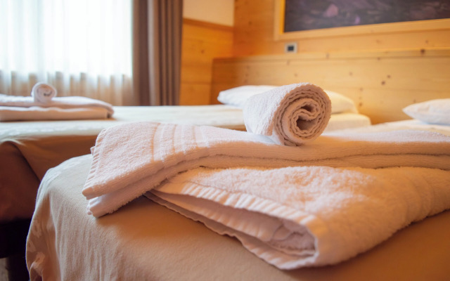 Hotel Serena - Tre Cime Views