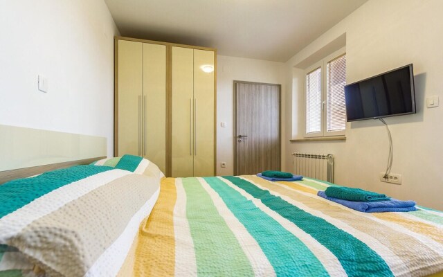 Amazing Home in Bratulici With Wifi and 2 Bedrooms